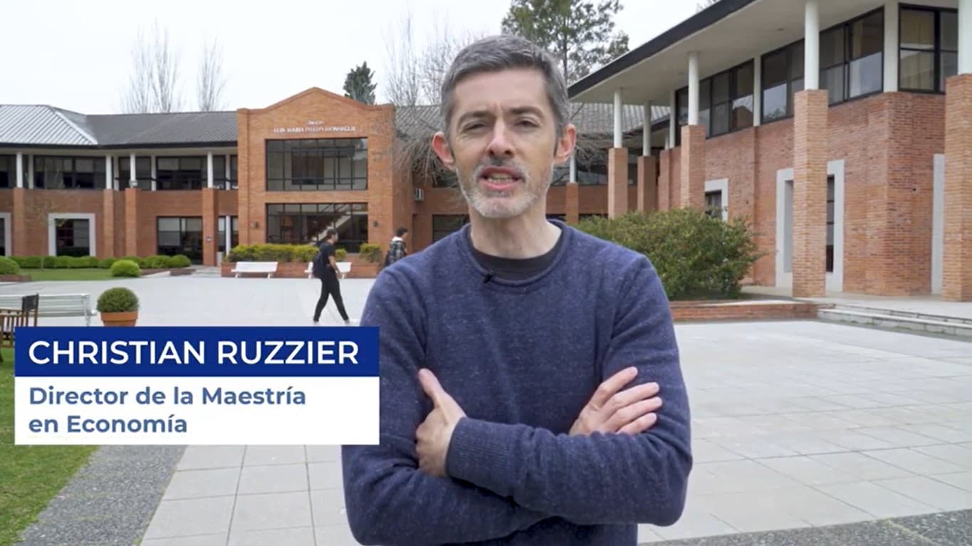 Director maestría en economía